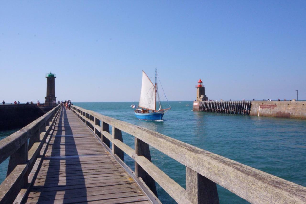 Le Léana Cardi  Fécamp Bord de mer Extérieur photo